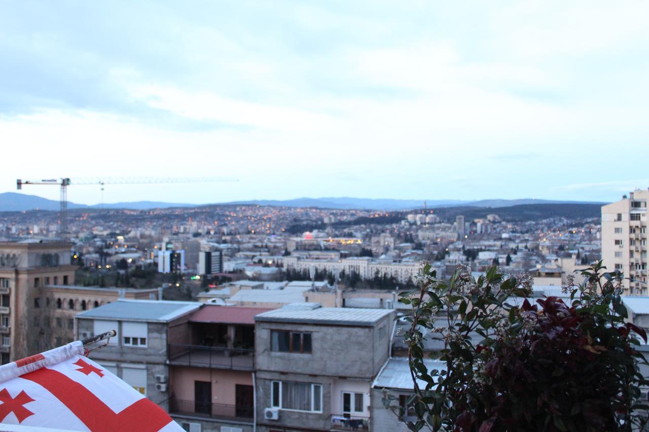 Herrmas Hostel Tbilisi Eksteriør billede