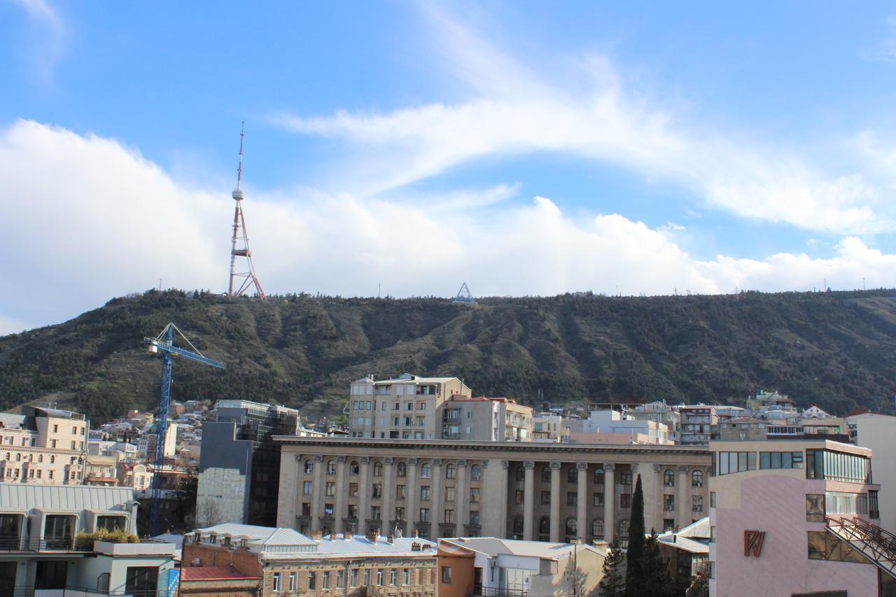 Herrmas Hostel Tbilisi Eksteriør billede