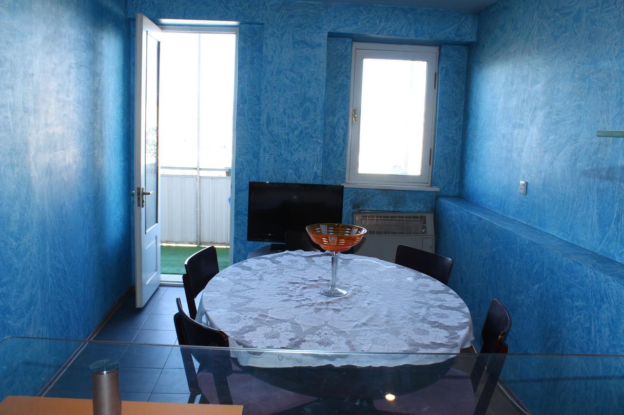 Herrmas Hostel Tbilisi Eksteriør billede